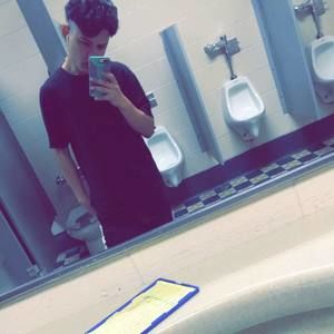 Meet your Posher, Mauricio